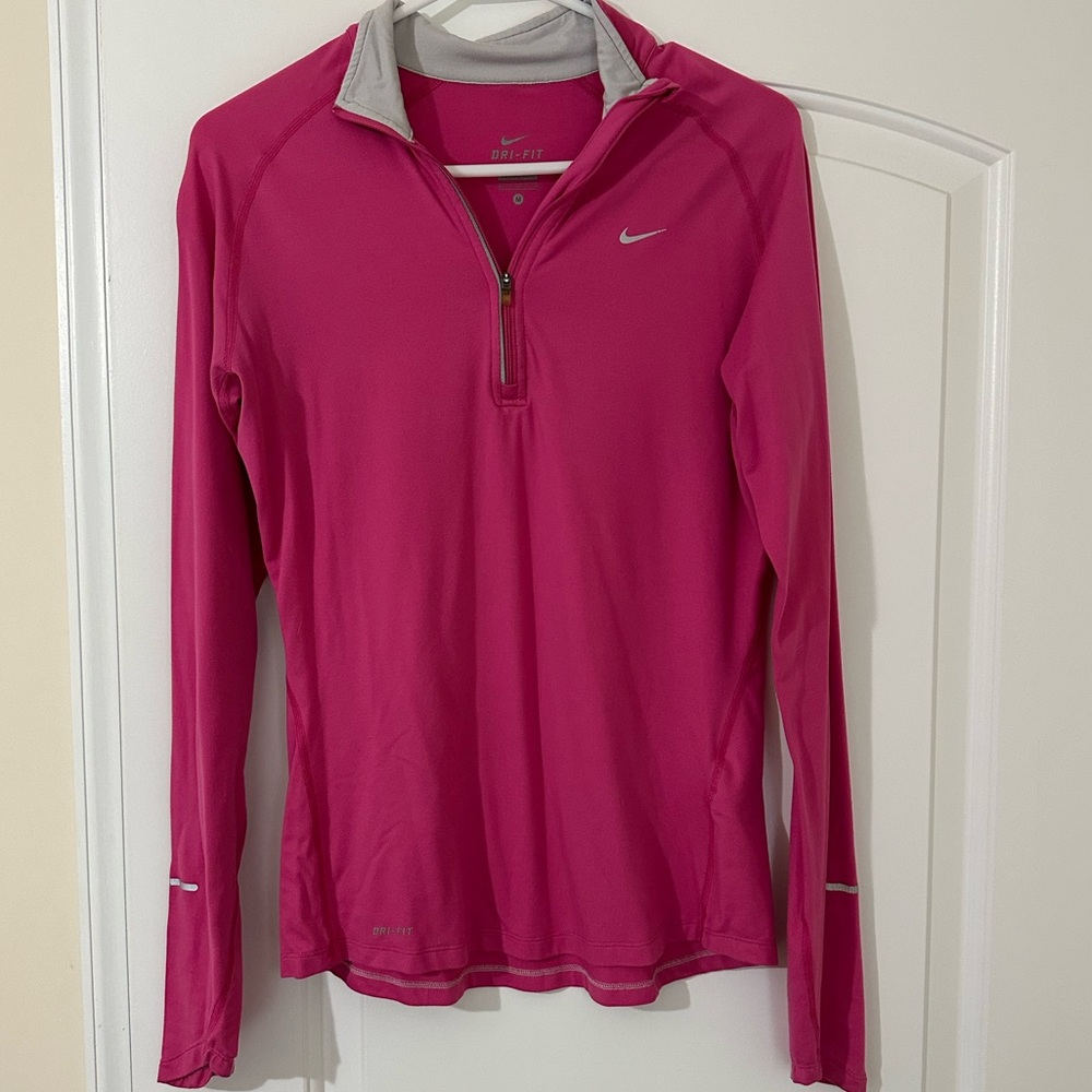 SOLD Nike Element Dri-Fit Pullover
